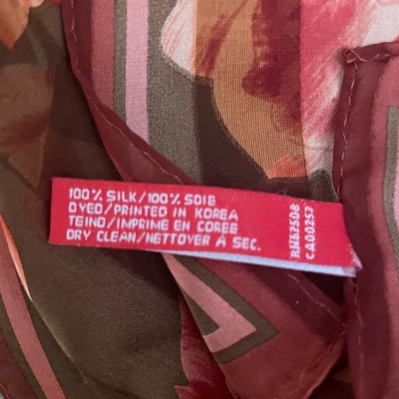 Silk scarf - Picture 3 of 8